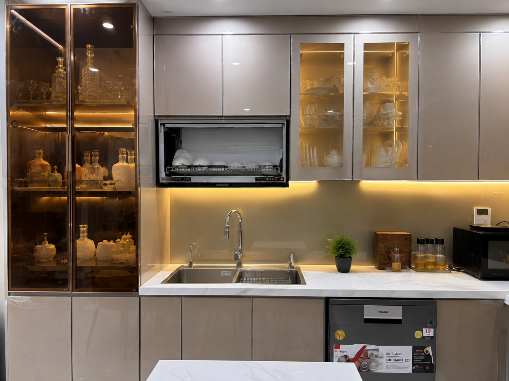 Thiết kế khu vực chậu rửa trong công trình tủ bếp inox Long Biên